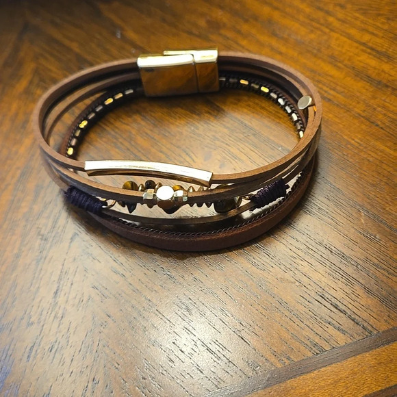 Entwined Bohemian Multilayer PU Leather Magnetic Clasp Bracelet - Adjustable - Picture 6 of 8